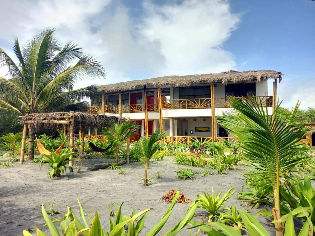 Seaside Garden Ecolodge モンピチェ エクステリア 写真